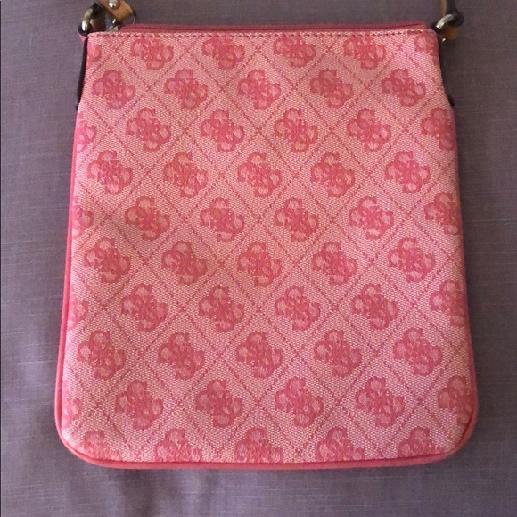 Pink Guess Cross Body Bag! - Picture 2 of 5